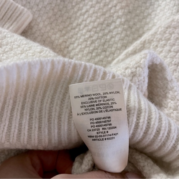 Aritzia Sunday Best Lottie Sweater - Picture 6 of 8